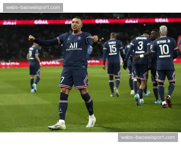 巴黎圣日耳曼客战马赛前瞻:姆巴佩回归故地,榜首大战一触即发 巴黎圣日耳曼客战马赛前瞻:姆巴佩回归故地,榜首大战一触即发